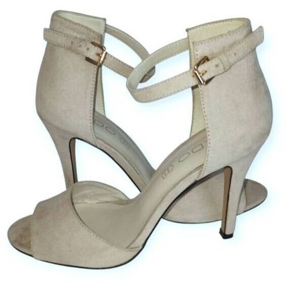 ALDO CREAM SUEDE ANKLE STRAP HEELS SZ.7.5 EUC. - Picture 8 of 11